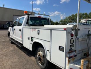 2017 Ford F-350 Diesel Crew Cab 4x4 "Rail Gear Equipped" Service Body Truck