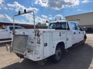 2017 Ford F-350 Diesel Crew Cab 4x4 "Rail Gear Equipped" Service Body Truck