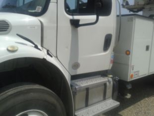 2017 Freightliner M2 Diesel 4x4 Terex Commander 4047 Digger Derrick