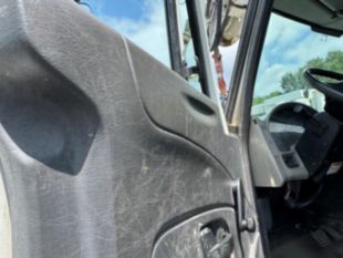 2016 Int'l 7300 Diesel 4x4 Terex Commander 4047 Digger Derrick Truck