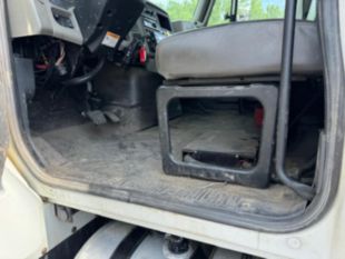 2016 Int'l 7300 Diesel 4x4 Terex Commander 4047 Digger Derrick Truck