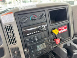 2016 Int'l 7300 Diesel 4x4 Terex Commander 4047 Digger Derrick Truck