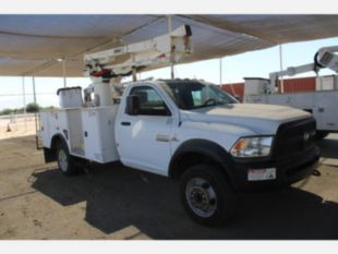 2014 RAM 5500 4x4 Versalift SST-40 Bucket Truck