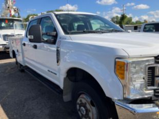 2017 Ford F-350 Diesel Crew Cab 4x4 "Rail Gear Equipped" Service Body Truck