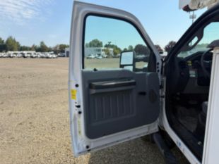 2016 Ford F-550 Diesel 4x4 "2005" Terex TL-38 Rail Gear Equipped Bucket Truck