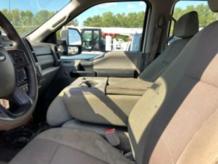 2017 Ford F-350 Diesel Crew Cab 4x4 "Rail Gear Equipped" Service Body Truck