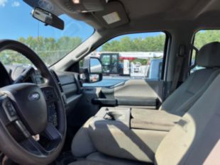 2017 Ford F-350 Diesel Crew Cab 4x4 "Rail Gear Equipped" Service Body Truck