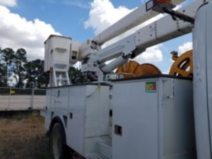 2016 Freightliner M2106 4x2 Terex 5TC-55 Bucket Truck