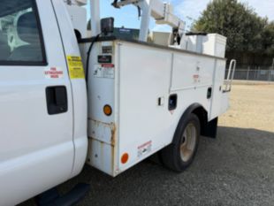2016 Ford F-550 Diesel 4x4 "2005" Terex TL-38 Rail Gear Equipped Bucket Truck