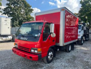 2000 ISUZU NPR 4x2 Box Truck