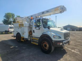 2010 Freightliner Diesel 4x2 Altec Material Handler Bucket Truck