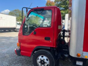 2000 ISUZU NPR 4x2 Box Truck