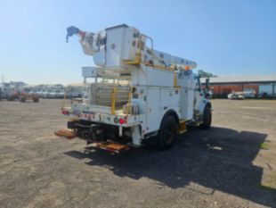 2010 Freightliner Diesel 4x2 Altec Material Handler Bucket Truck