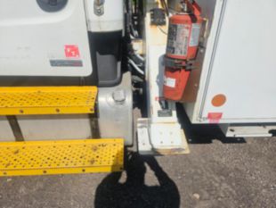 2010 Freightliner Diesel 4x2 Altec Material Handler Bucket Truck