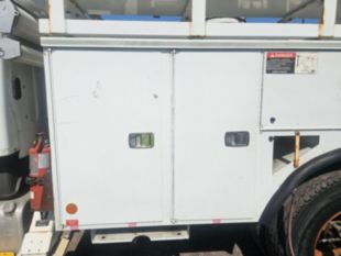2010 Freightliner Diesel 4x2 Altec Material Handler Bucket Truck