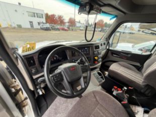 2025 Peterbilt  Load King 18' Quad Axle Dump Truck