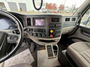 2025 Peterbilt  Load King 18' Quad Axle Dump Truck