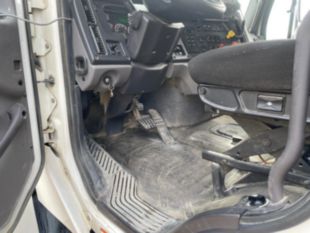 2022 Freightliner 114SD 5 Axle Dump Truck