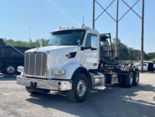 2025 Peterbilt 567 6x4 Galbreath U5-OR-174 Roll-Off Truck