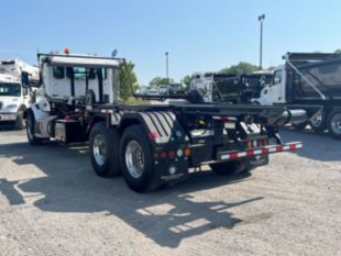 2025 Peterbilt 567 6x4 Galbreath U5-OR-174 Roll-Off Truck