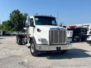 2025 Peterbilt 567 6x4 Galbreath U5-OR-174 Roll-Off Truck