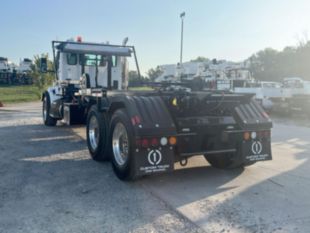 2025 Peterbilt 567 6x4 Galbreath U5-EX-174HD Roll-Off Truck