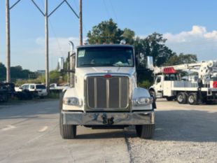 2025 Peterbilt 567 6x4 Galbreath U5-EX-174HD Roll-Off Truck