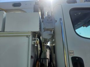 2010 Freightliner Diesel 4x2 Altec Material Handler Bucket Truck