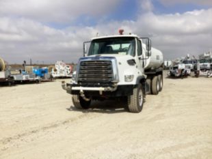 2014 Freightliner 108SD 6x6 Load King 4000 Gallon Water Truck With Water Cannon