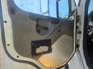 2010 Freightliner Diesel 4x2 Altec Material Handler Bucket Truck