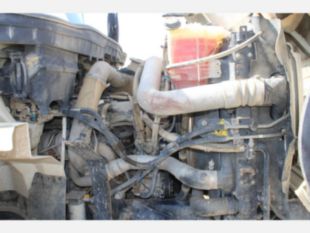 2011 Int'l 7600 6x4 McNeilus Concrete Mixer Truck