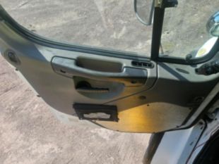 2010 Freightliner Diesel 4x2 Altec Material Handler Bucket Truck