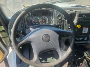 2010 Freightliner Diesel 4x2 Altec Material Handler Bucket Truck