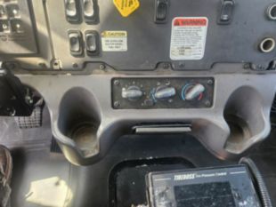2010 Freightliner Diesel 4x2 Altec Material Handler Bucket Truck