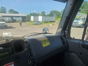 2010 Freightliner Diesel 4x2 Altec Material Handler Bucket Truck