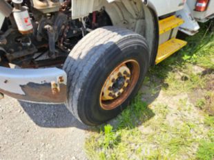 2010 Freightliner Diesel 4x2 Altec Material Handler Bucket Truck