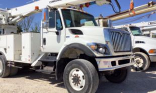 2012 International 7400 6x6 Terex C6060 Digger Derrick