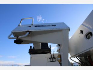 2015 Freightliner M2 Automatic 4x4 Terex 4047 Digger Derrick Truck