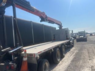 2018 Westernstar 4700 Tri-Axle Drywall Delivery Truck