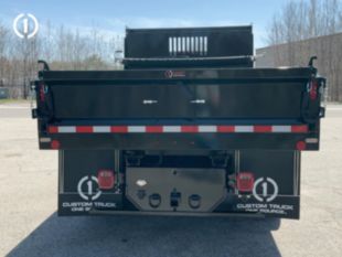 2023 Chevrolet 6500 4x2 11' 6" Dump Truck