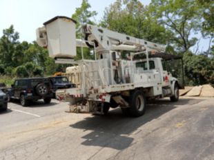 2009 Altec L70 2009 International 4300 Bucket Truck