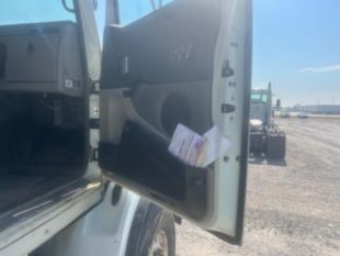 2018 Westernstar 4700 Tri-Axle Drywall Delivery Truck