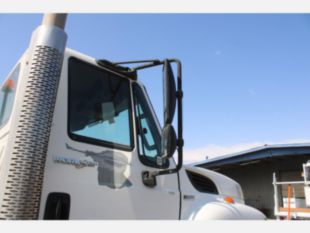 2011 Int'l 7600 6x4 McNeilus Concrete Mixer Truck
