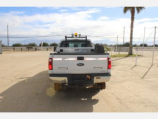 2015 Ford F-350 Gas Engine 4x4 "Rail Gear Equipped" Pickup Truck