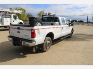 2015 Ford F-350 Gas Engine 4x4 "Rail Gear Equipped" Pickup Truck