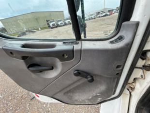 Terex Commander 4047 Digger Derrick on 2015 Freightliner M2106 4x2