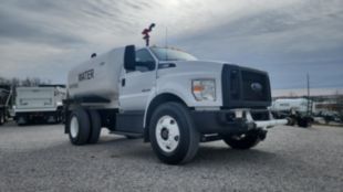 2022 Ford F-750 4x2 Load King 2000 Gallon Water Truck