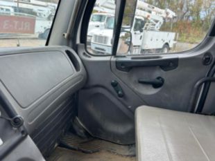 Terex Commander 4047 Digger Derrick on 2015 Freightliner M2106 4x2