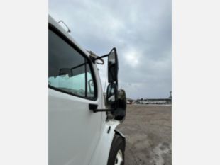 Terex Commander 4047 Digger Derrick on 2015 Freightliner M2106 4x2