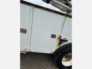 Terex Commander 4047 Digger Derrick on 2015 Freightliner M2106 4x2